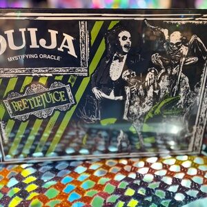 B€€tL€JUIC€ ••~OUIJA~••board game••